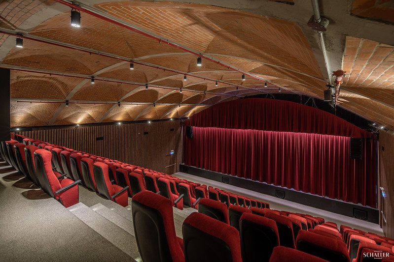 Sistema de sonido auditorio en Colombia fábrica de cultura