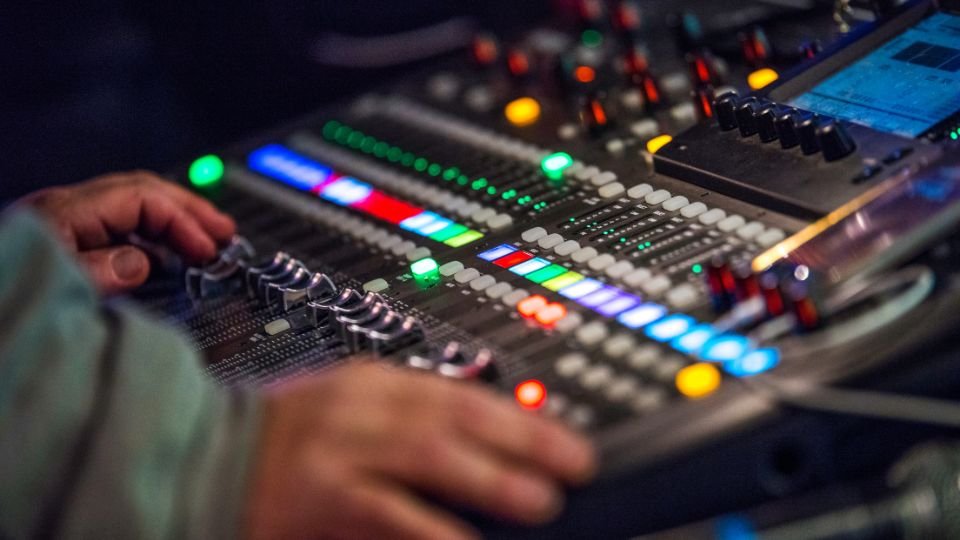 Consolas digitales para auditorios